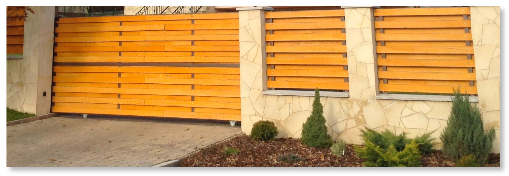 The finished ash-board fence and gate