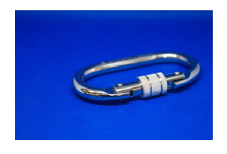 Sprung-gate carabiner