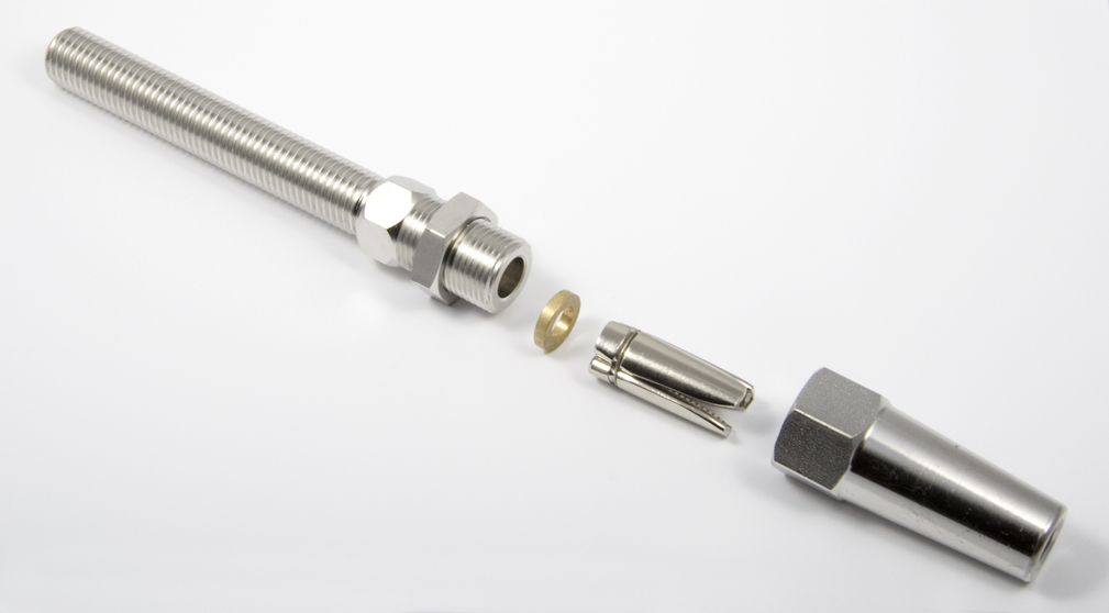 Assemblable wire rope end